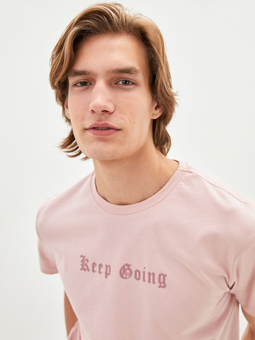 Pembe Bisiklet Yaka Kısa Kollu Baskılı Penye Erkek Tişört-2