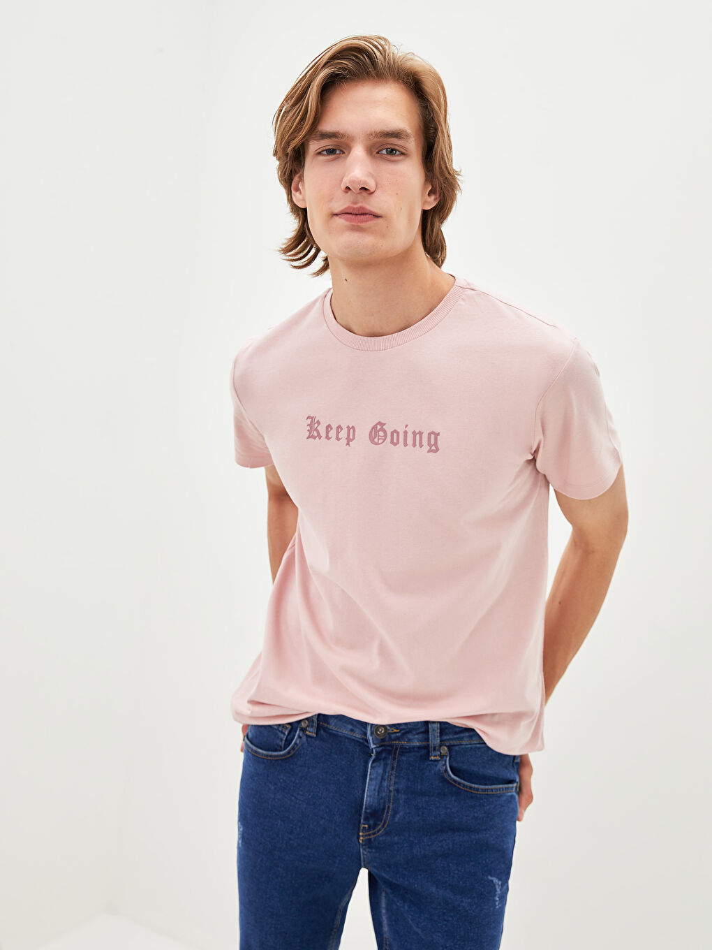 Pembe Bisiklet Yaka Kısa Kollu Baskılı Penye Erkek Tişört