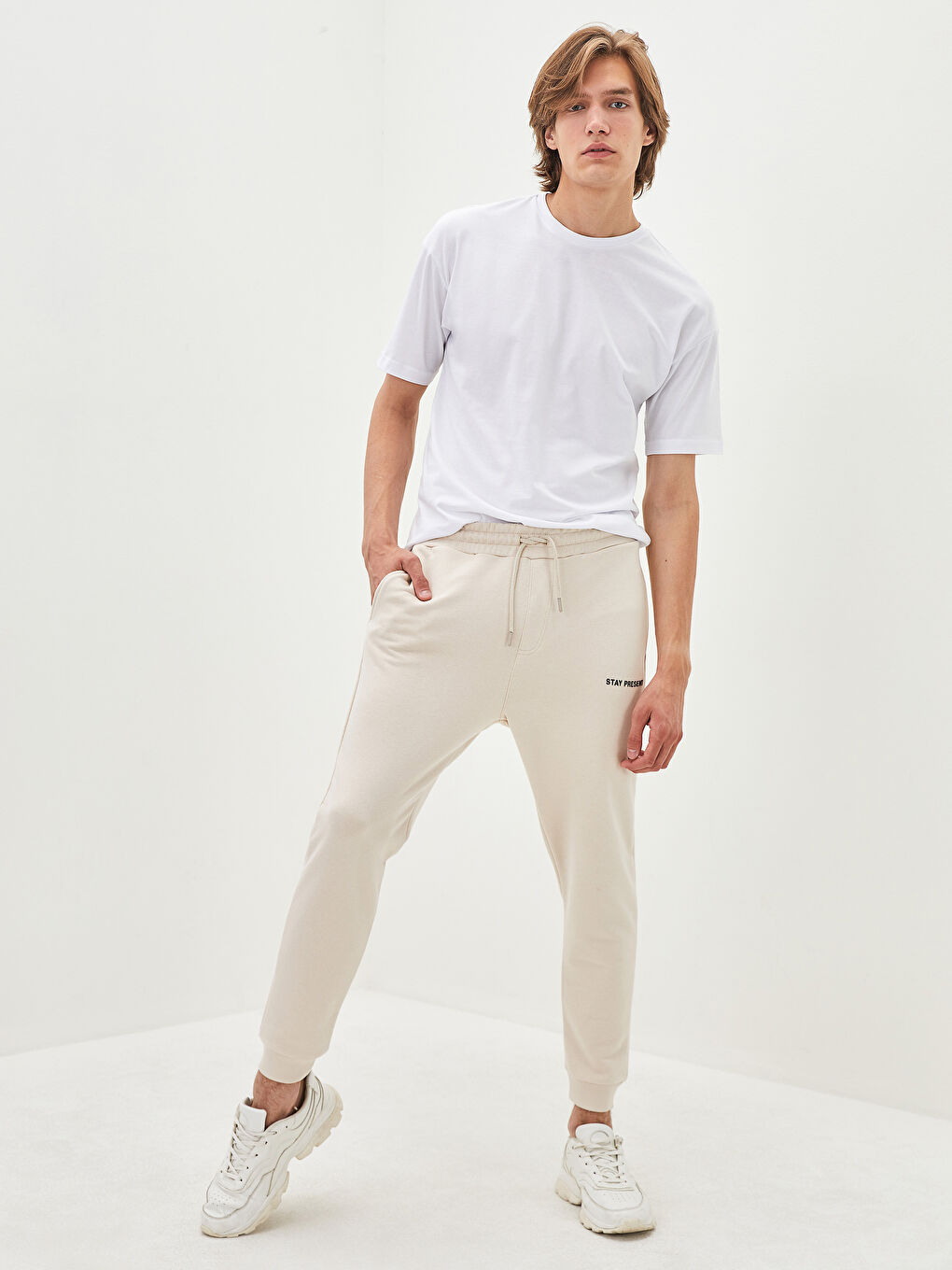 Bej Standart Kalıp Erkek Jogger Eşofman Altı-3