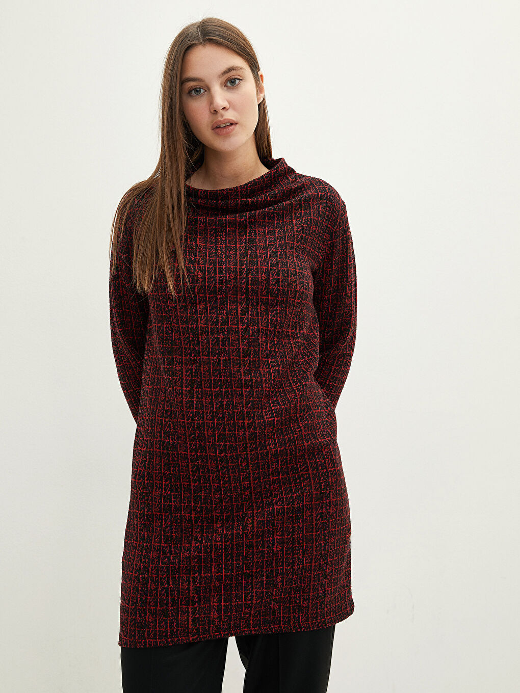 Kırmızı Degaje Yaka Ekose Uzun Kolu Kadın Tunik-1