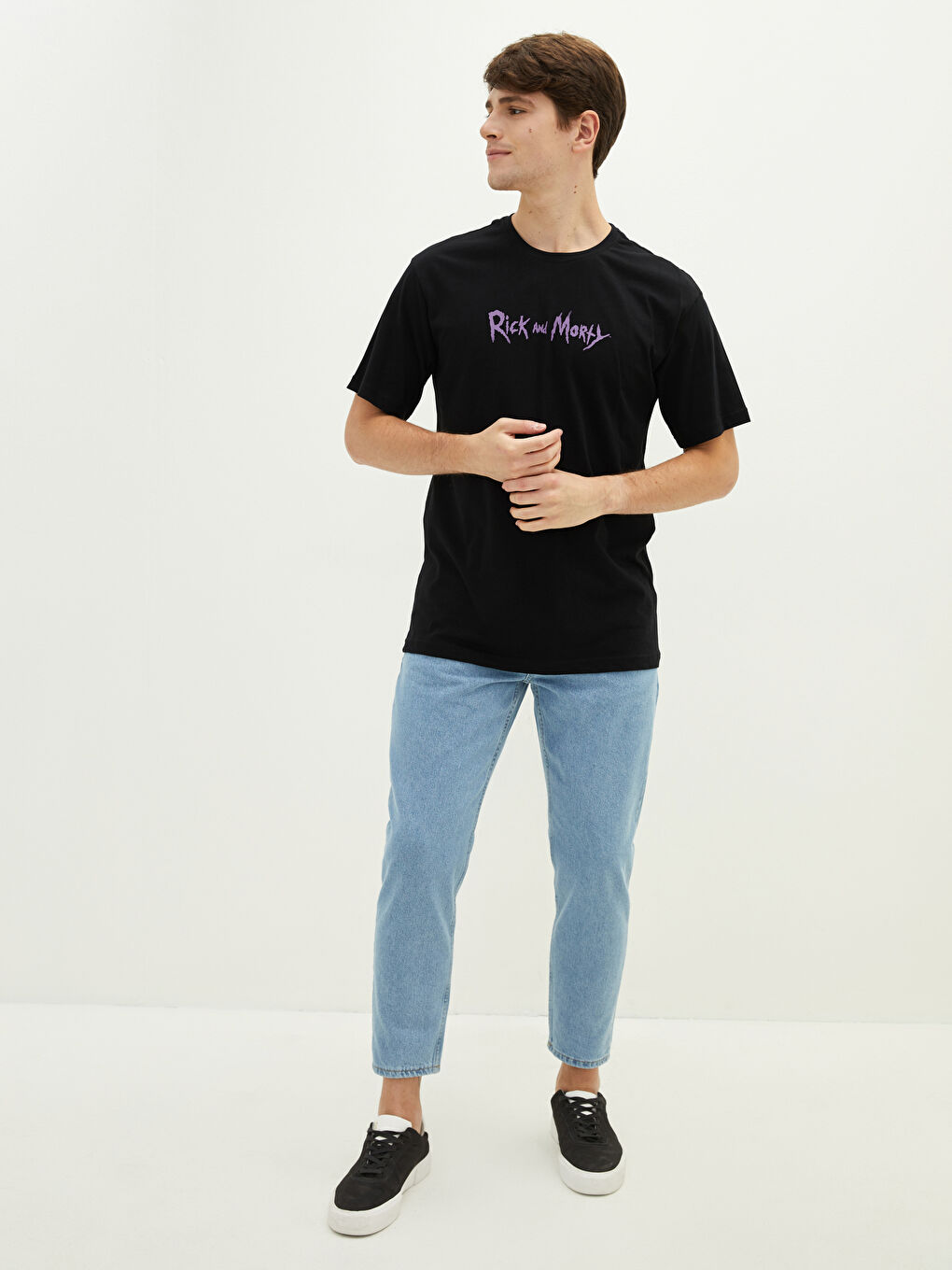 Siyah Bisiklet Yaka Kısa Kollu Rick and Morty Baskılı Penye Erkek Tişört-5