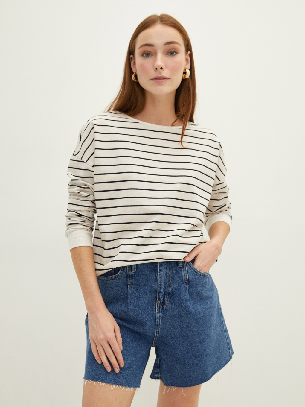 Bej Bisiklet Yaka Çizgili Uzun Kollu Kadın Sweatshirt-1