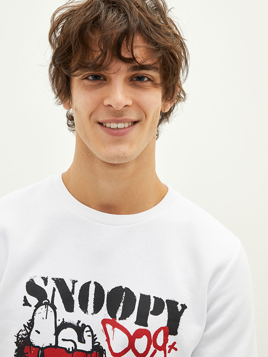 سويت شيرت تخين كم طويل مطبوع سنوبي بياقة دائرية للرجال-2