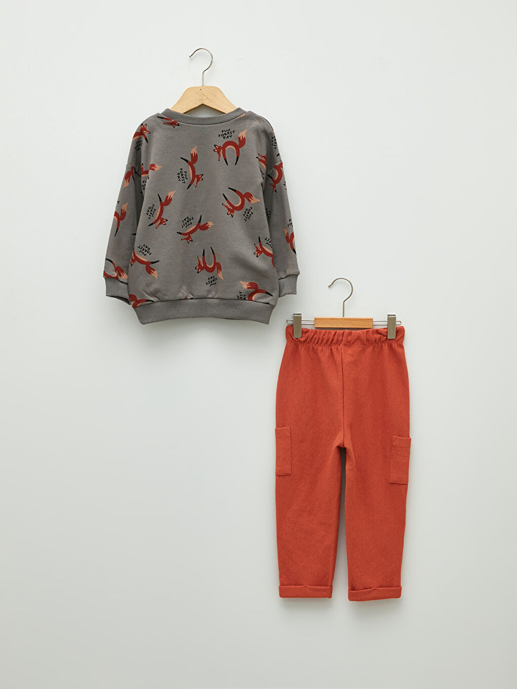 Gri Bisiklet Yaka Uzun Kollu Baskılı Erkek Bebek Sweatshirt ve Pantolon 2'li Takım-3