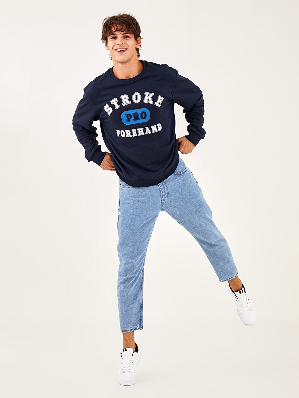 Crew Neck Long Sleeve Printed Men's Sweatshirt-0