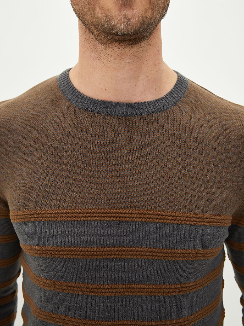 Ерлерге арналған трикотаж ұзын жеңді дөңгелек жағалы жемпір-3