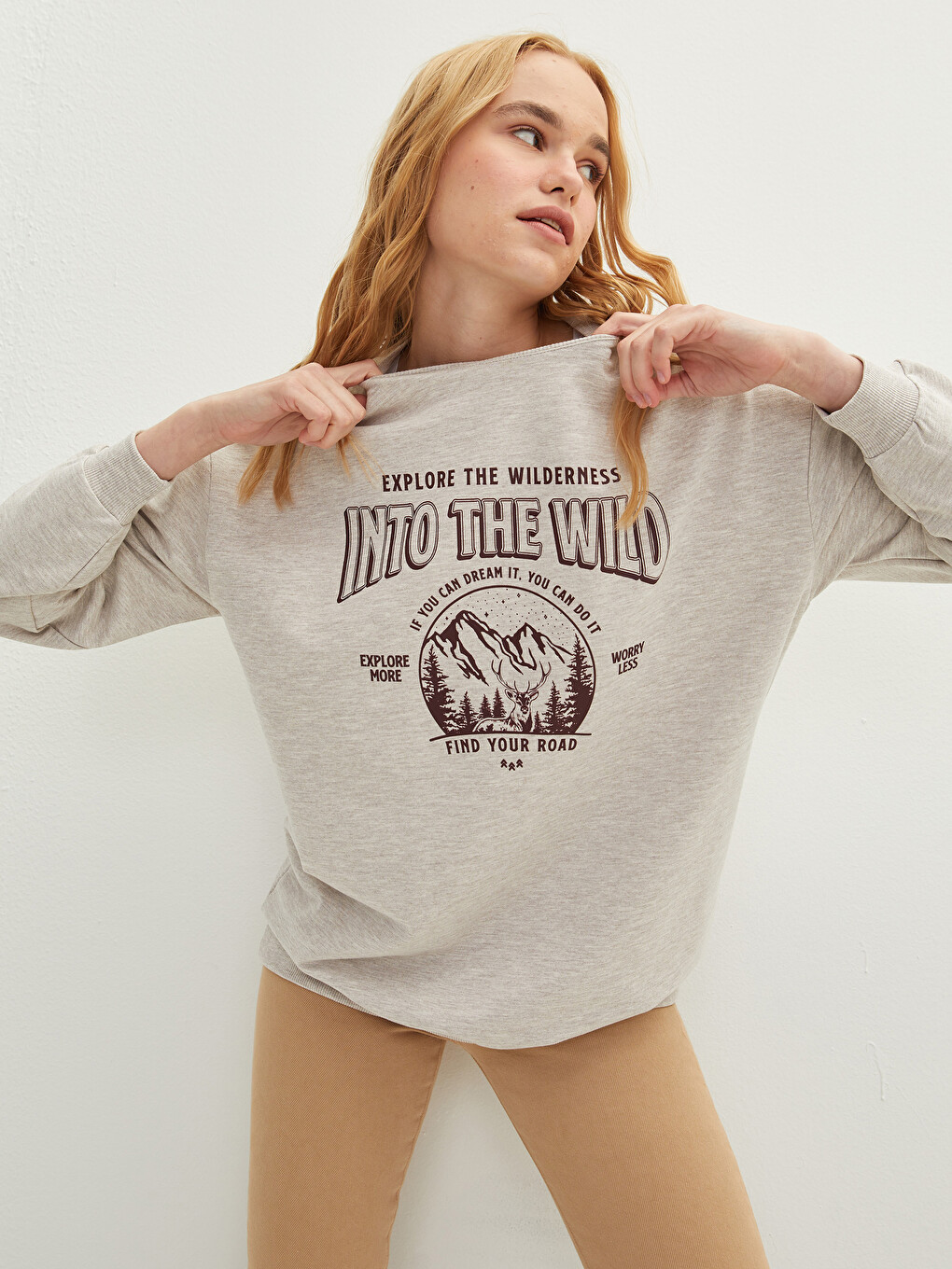 Crew Neck Printed Long Sleeve Women's Sweatshirt-1