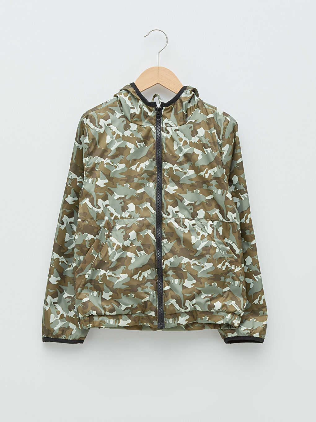 Haki Kapüşonlu Kamuflaj Desenli Erkek Çocuk Mont