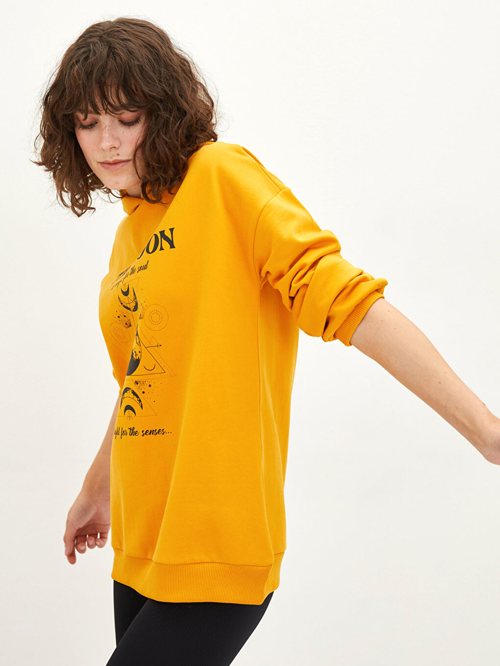 Худи Женское Толстое С Принтом-1