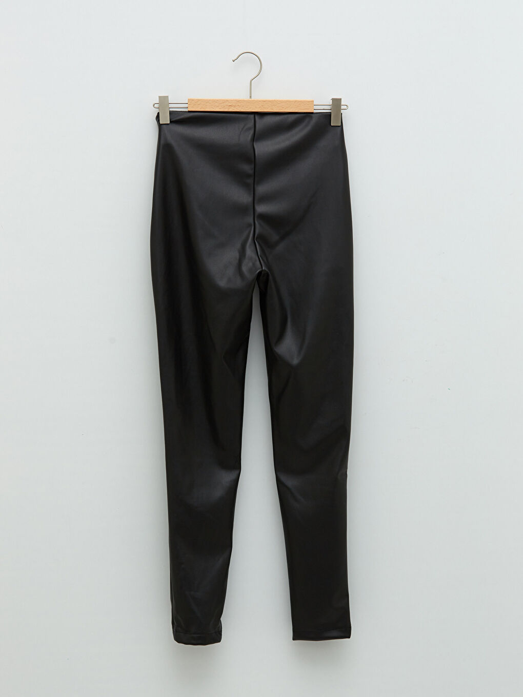 Siyah Yüksek Bel Slim Fit Deri Görünümlü Kumaş Kadın Pantolon-6