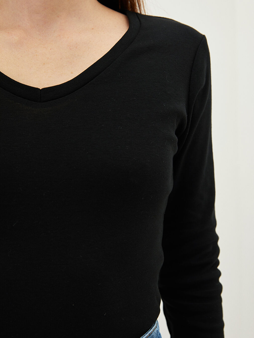 V Neck Straight Long Sleeve Cotton Women's T-Shirt-2