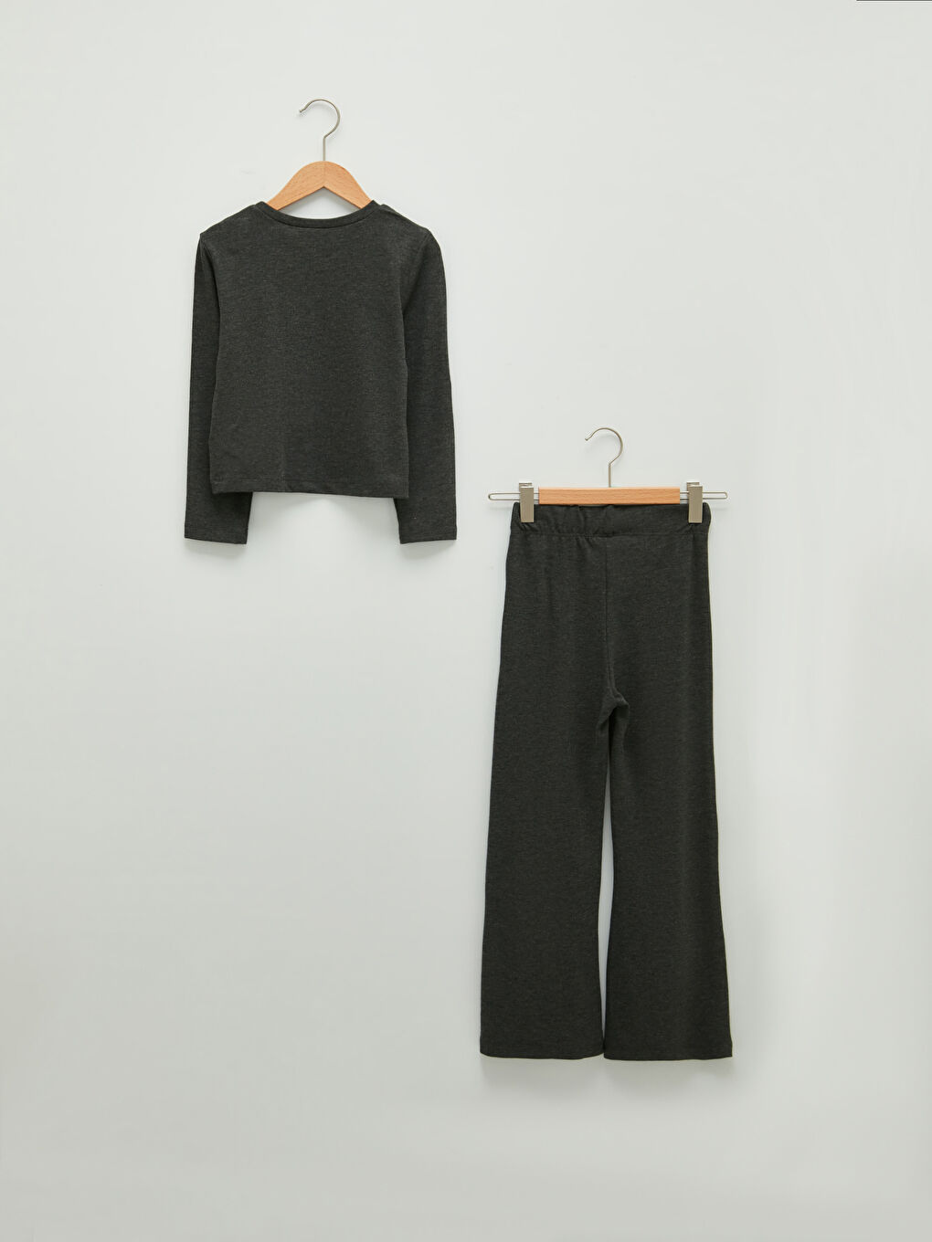 Antrasit Bisiklet Yaka Basic Uzun Kollu Kız Çocuk Tişört ve Pantolon-1