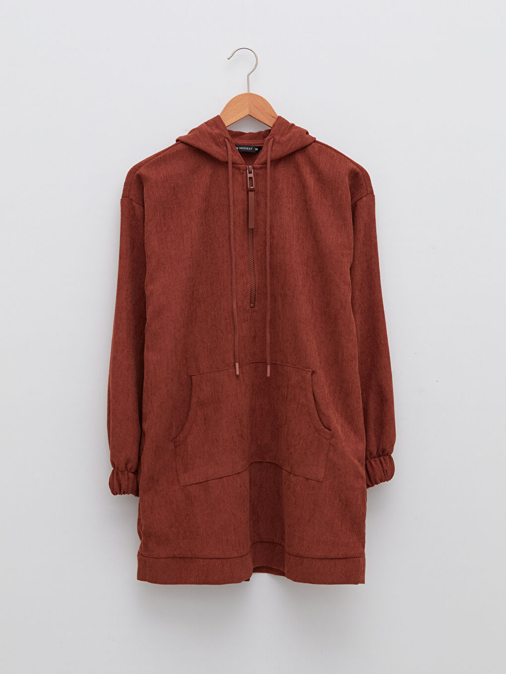 Kahverengi Kapüşon Yaka Düz Uzun Kollu Oversize Kadife Kumaş Kadın Tunik-6