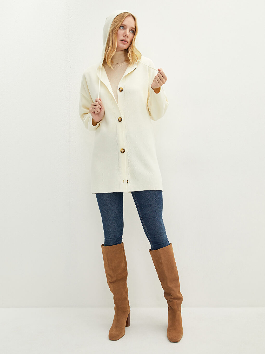 Bej Kapüşon Yaka Düz Uzun Kollu Kadın Triko Hırka-6