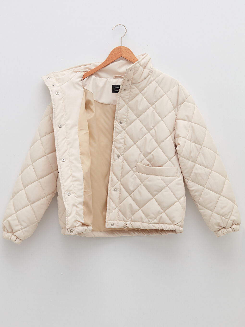 Bej Dik Yaka Kapitone Desenli Uzun Kollu İnce Kadın Şişme Mont-8