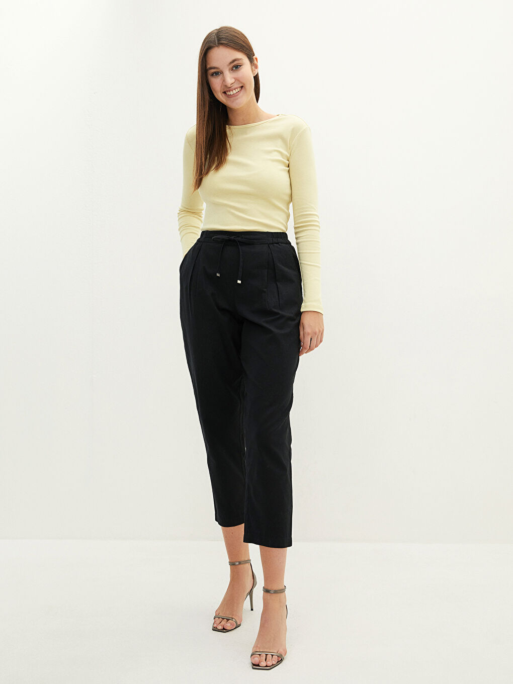 سروال نساء بخصر مطاطي وتفاصيل رباط-1