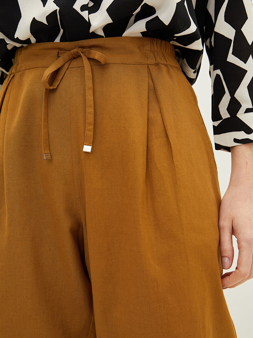 Women's Trousers with Elastic Waist and Tie Detail-4
