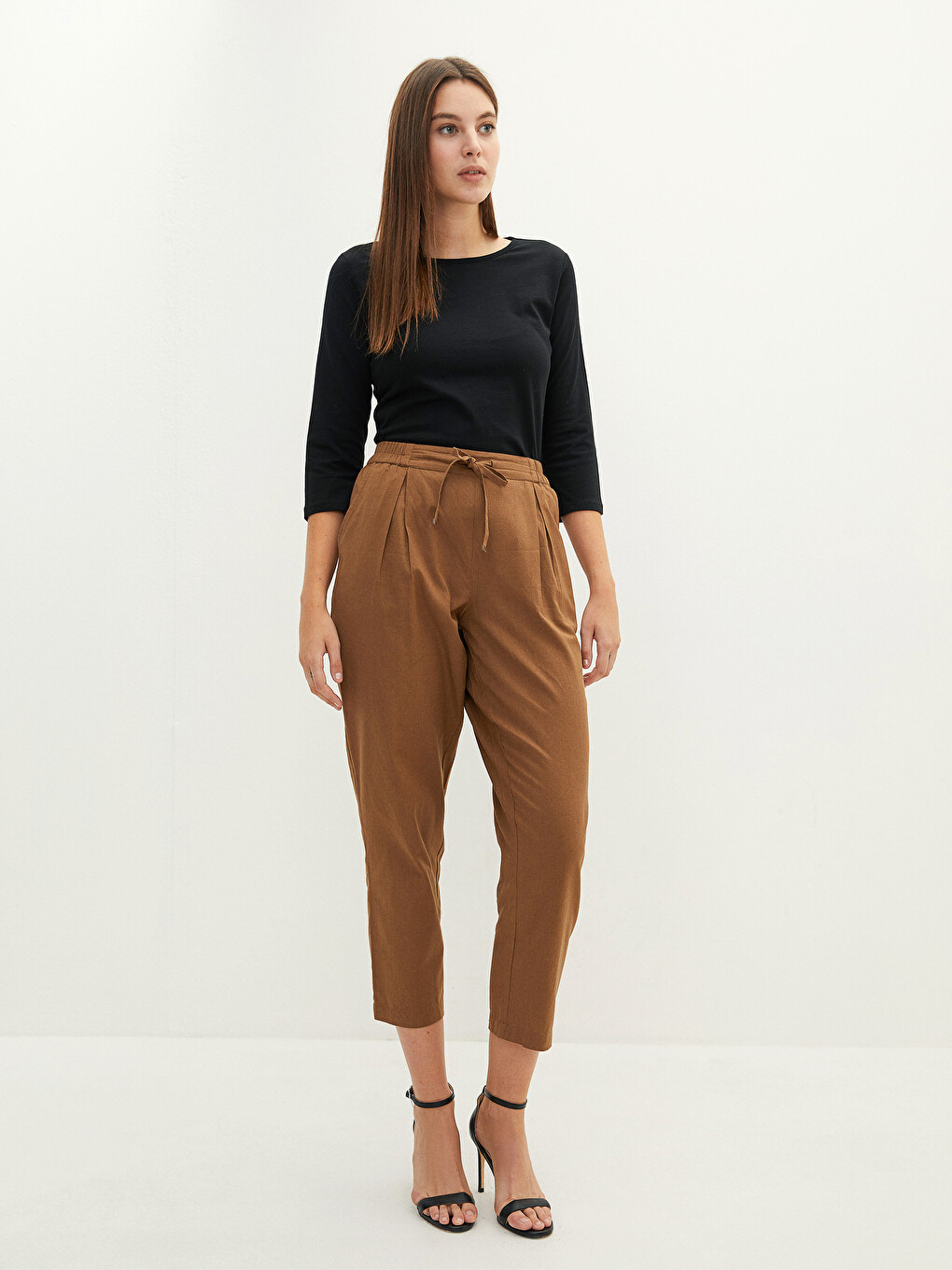Women's Trousers With Elastic Waist And Tie Detail-1