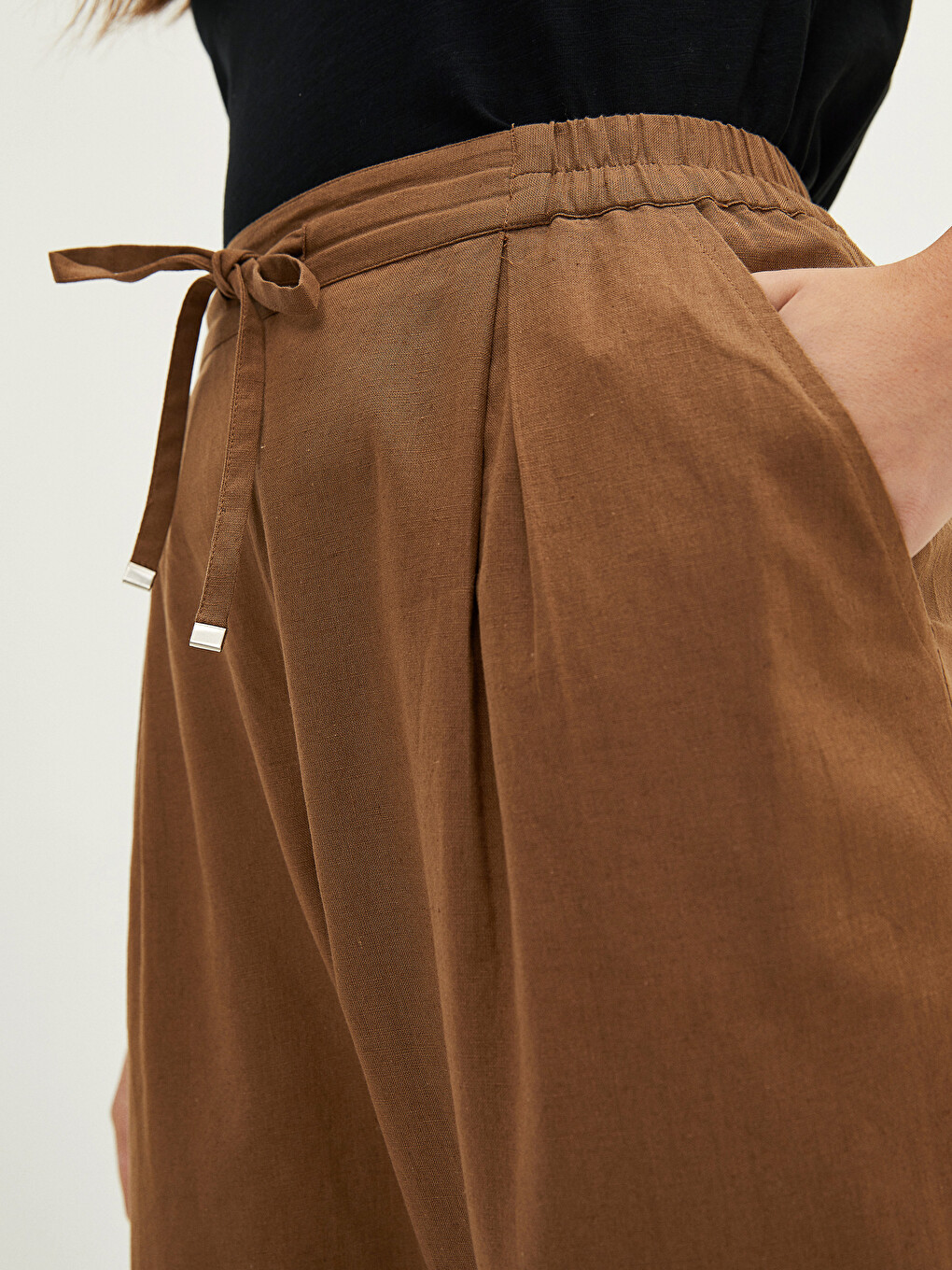 Women's Trousers With Elastic Waist And Tie Detail-5