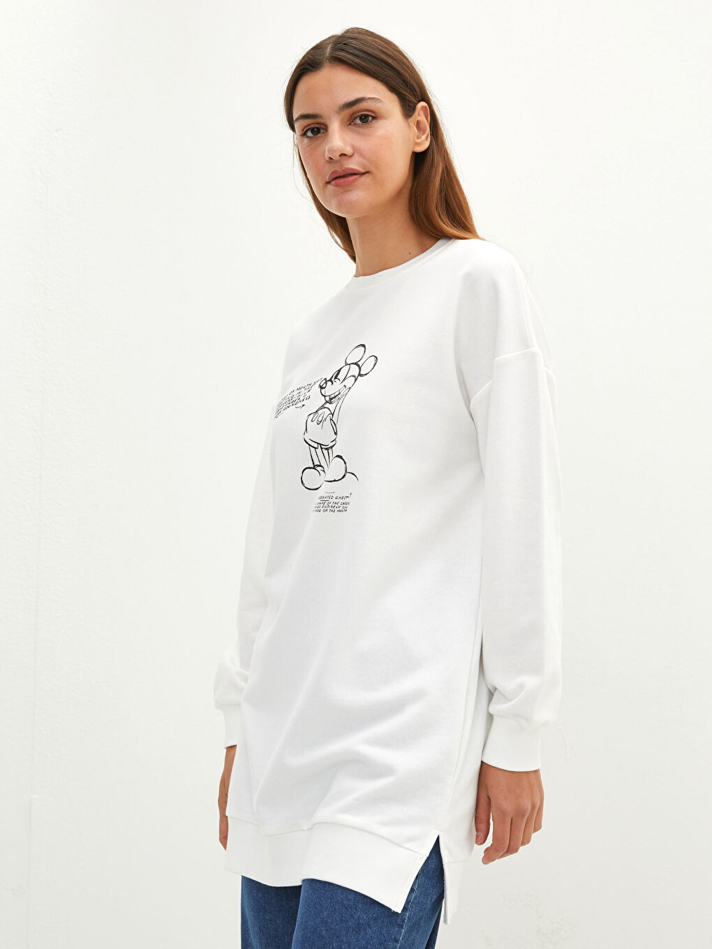 Ekru Bisiklet Yaka Mickey Mouse Baskılı Kadın Sweatshirt Tunik