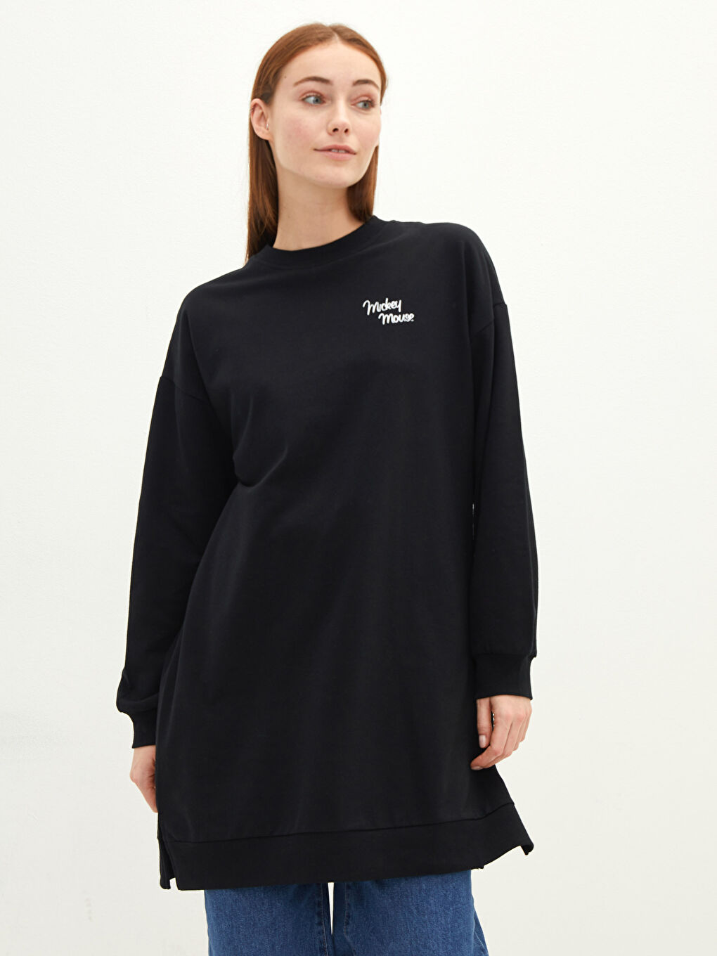 تونيك سويتشيرت ياقة دائرية مطبوع ميكي ماوس للسيدات-1