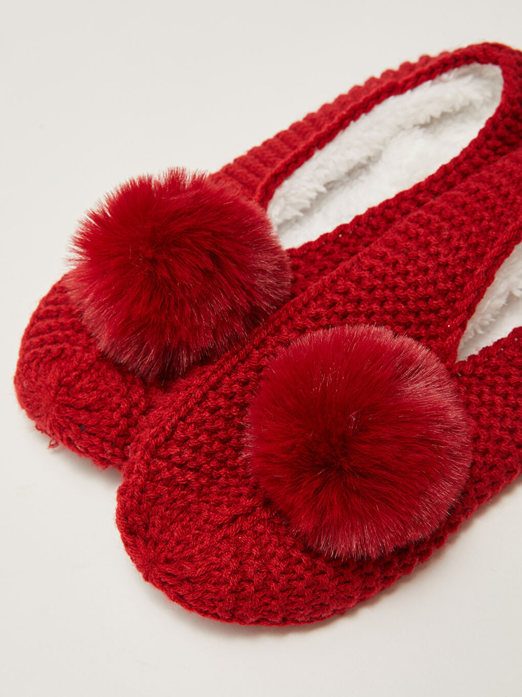 Дамски домашни чорапи с детайл помпон и неплъзгаща се подметка-2