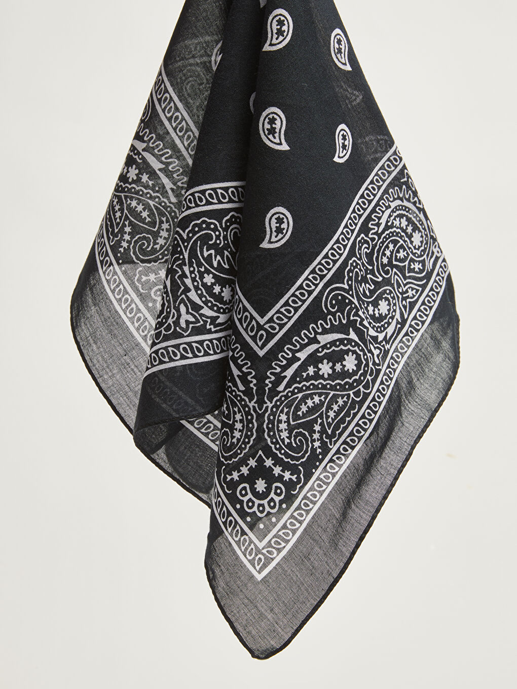 LCW ACCESSORIES Siyah Şal Desenli Erkek Bandana  2'li - 4