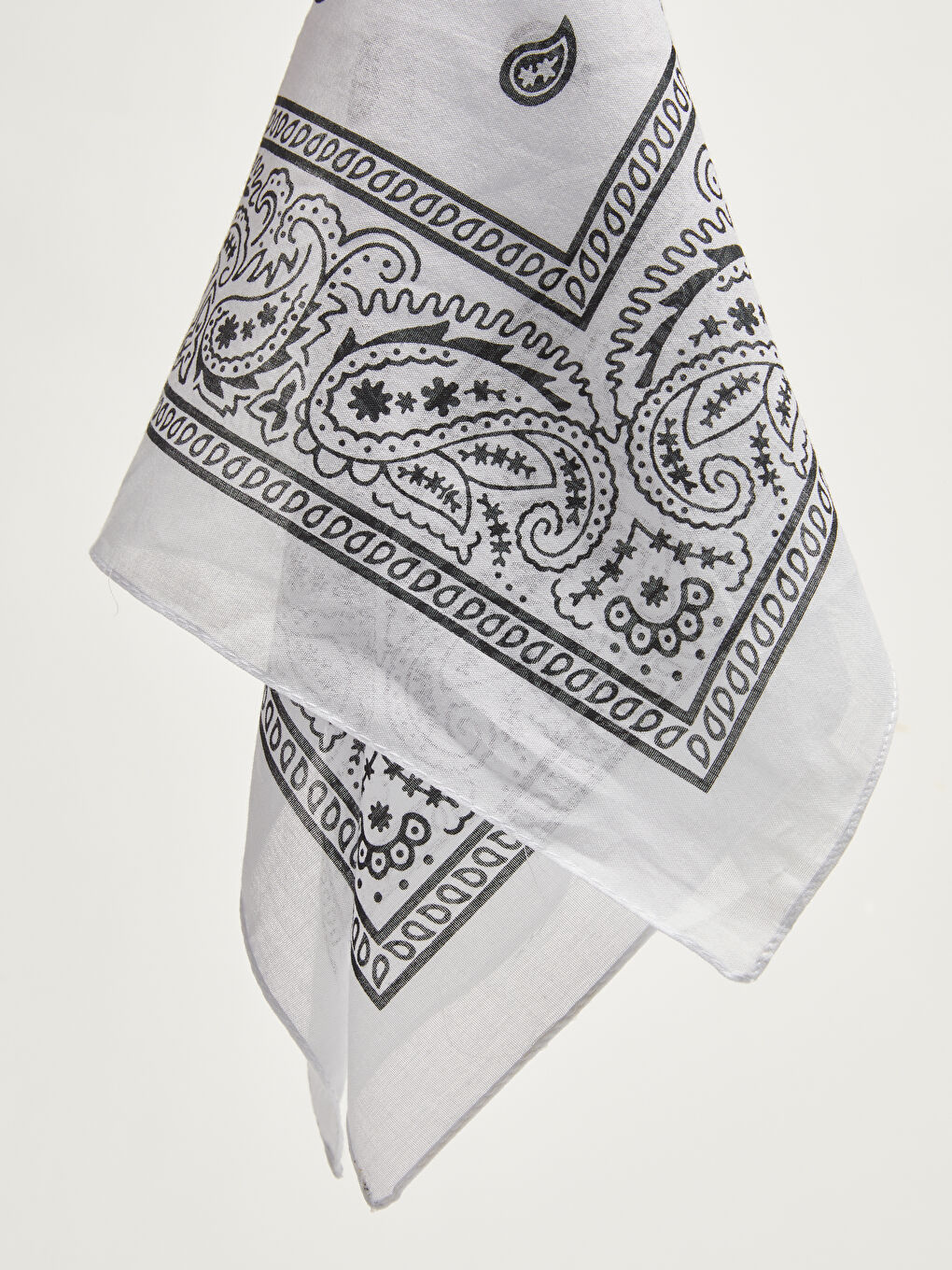 LCW ACCESSORIES Siyah Şal Desenli Erkek Bandana  2'li - 5