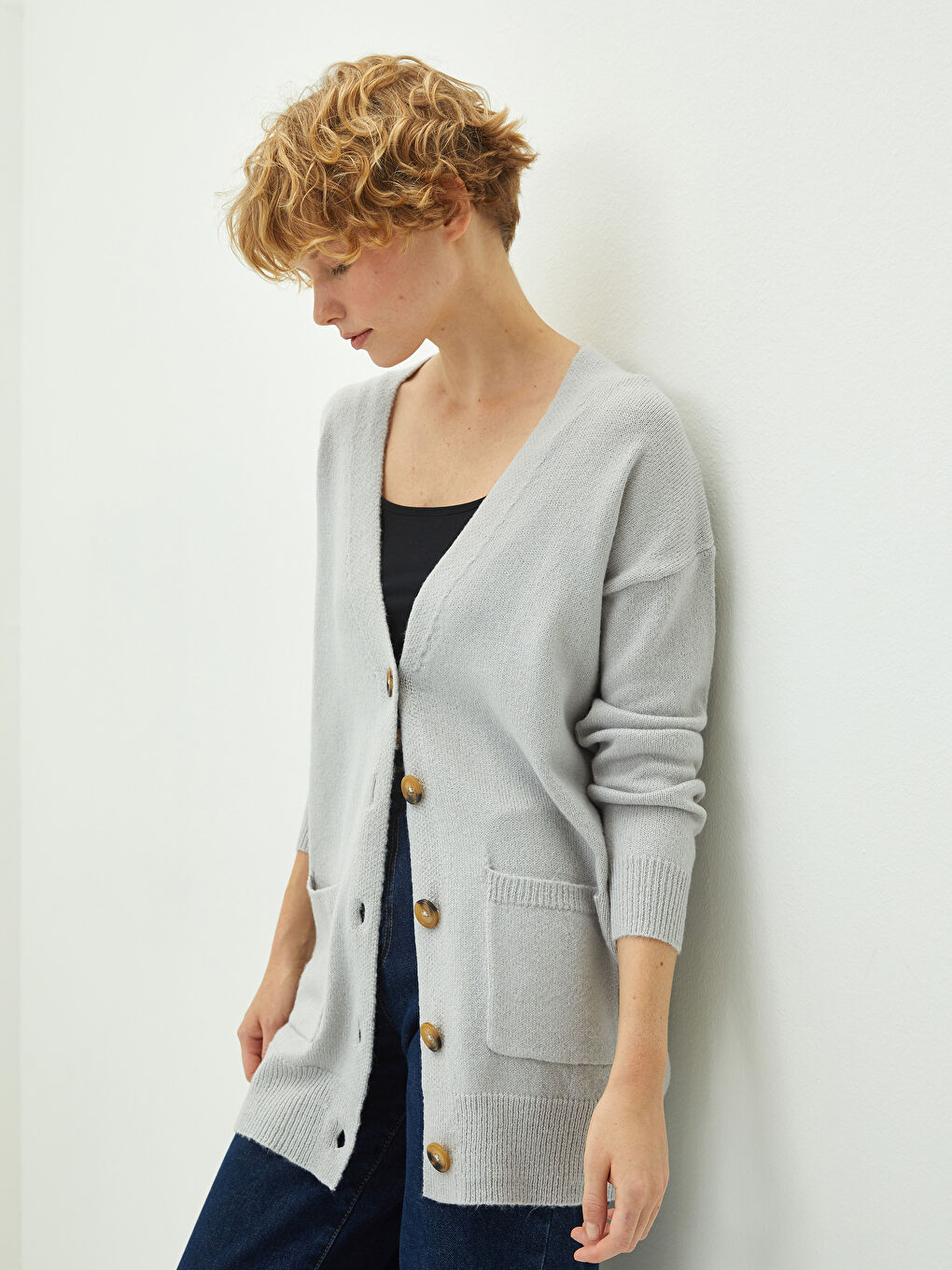 LCW Vision V-Neck Straight Long Sleeved Pocket Detailed Women's Knitwear Cardigan -W1FL40Z8-D5P