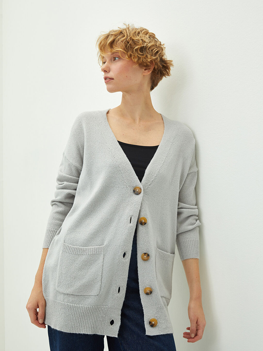 LCW Vision V-Neck Straight Long Sleeved Pocket Detailed Women's Knitwear Cardigan -W1FL40Z8-D5P