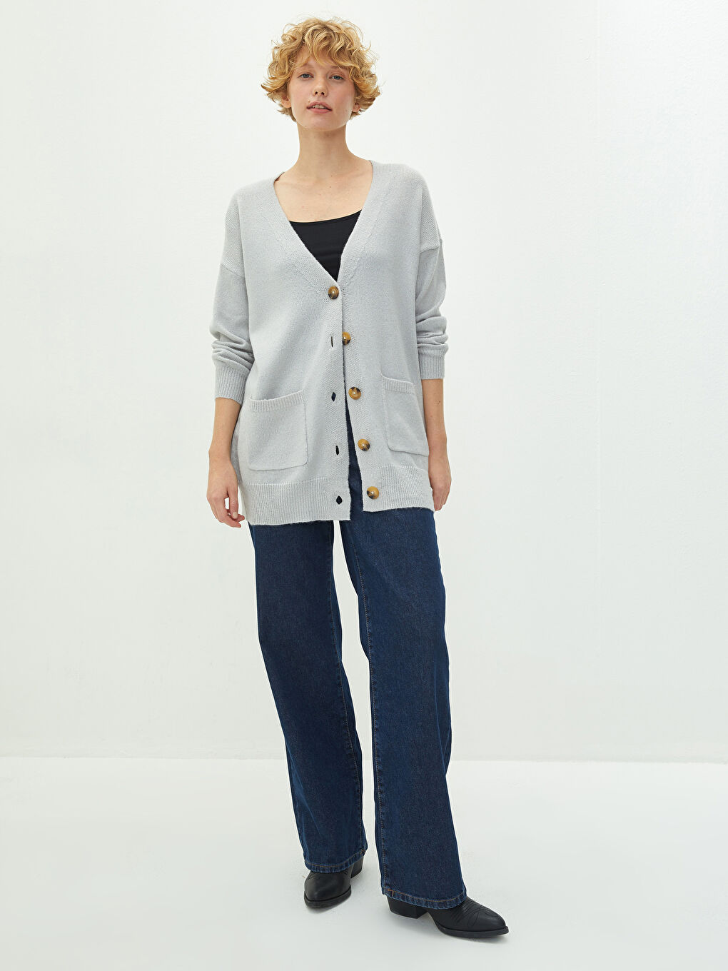 LCW Vision V-Neck Straight Long Sleeved Pocket Detailed Women's Knitwear Cardigan -W1FL40Z8-D5P