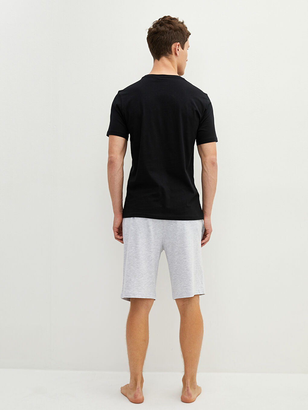 Gri Standart Kalıp Erkek Şortlu Pijama Takımı-4