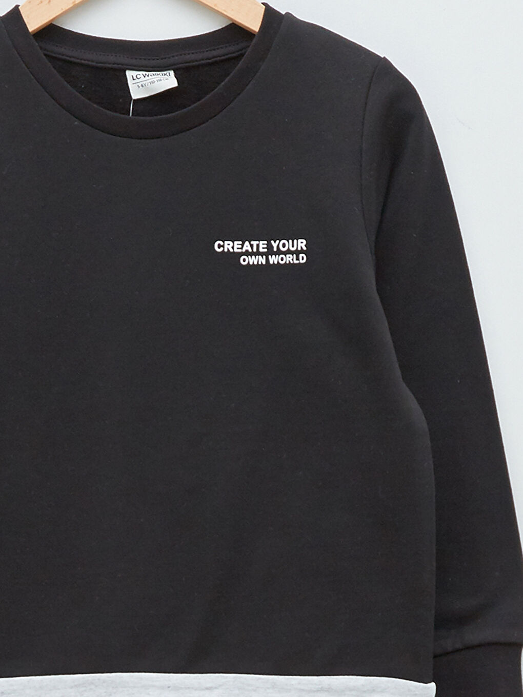 LCW Kids Bisiklet Yaka Yazı Baskılı Uzun Kollu Erkek Çocuk Sweatshirt -W1FM03Z4-CVL