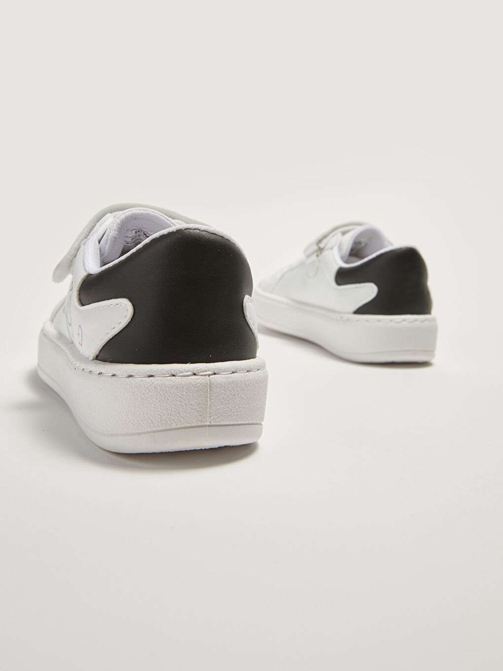 LCW STEPS Printed Hook and Loop Girls' Sneakers -W1FM34Z4-J5E