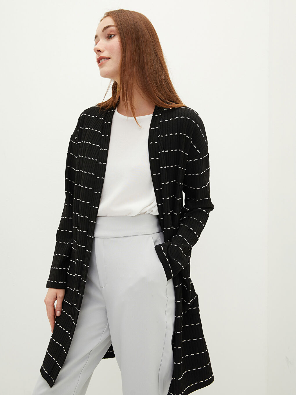 Siyah Şal Yaka Çizgili Uzun Kollu Kadın Hırka