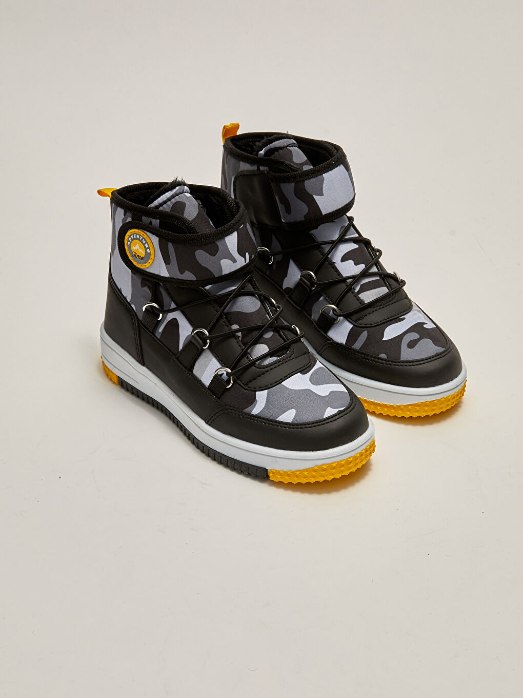 Siyah Bağcıklı Kamuflaj Desenli Erkek Çocuk Spor Ayakkabı