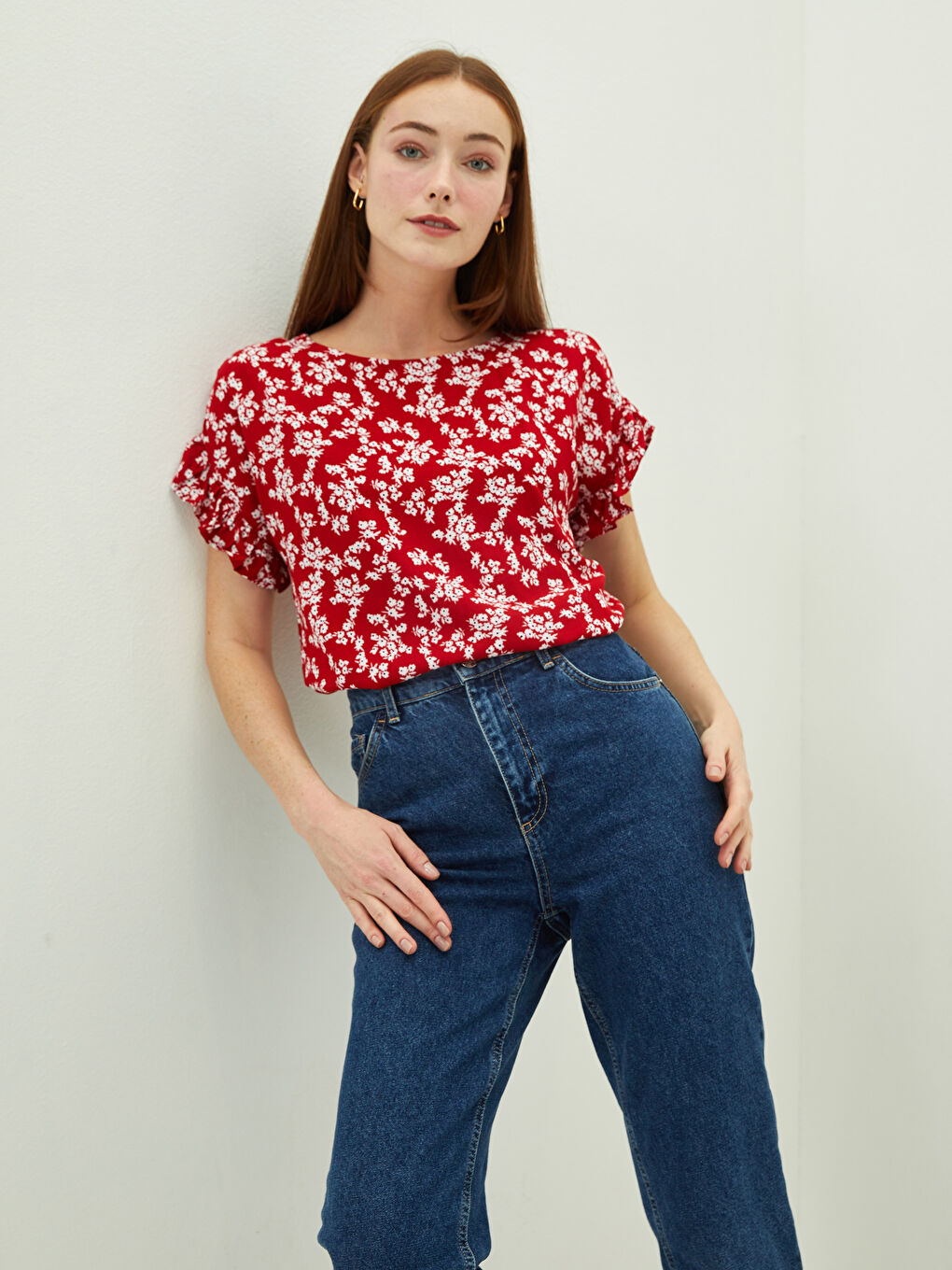 LCWAIKIKI Classic Crew Neck Floral Short Sleeve Viscose Women's Blouse -W1FP17Z8-LTQ