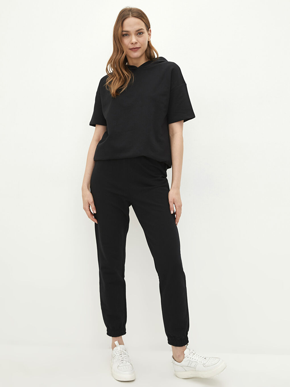 Women's Elastic Waist Plain Cotton Jogger Sweatpants-1