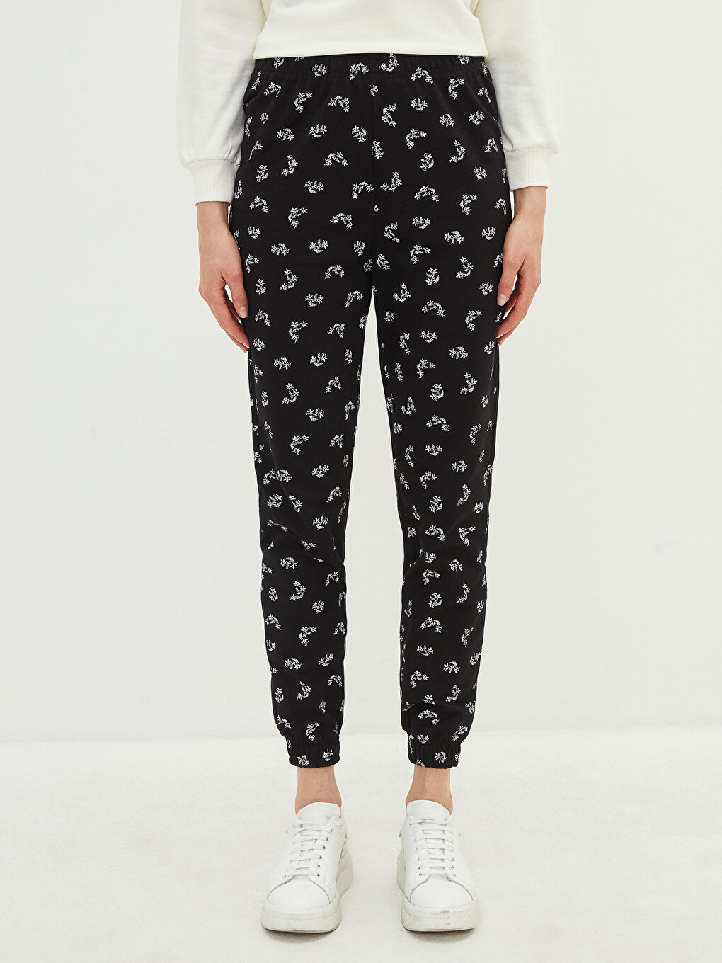 Women's Elastic Waist Patterned Cotton Jogger Sweatpants-1