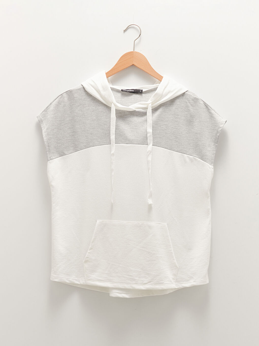 Ekru Kapüşon Yaka Renk Bloklu Kadın Spor Tişört-7