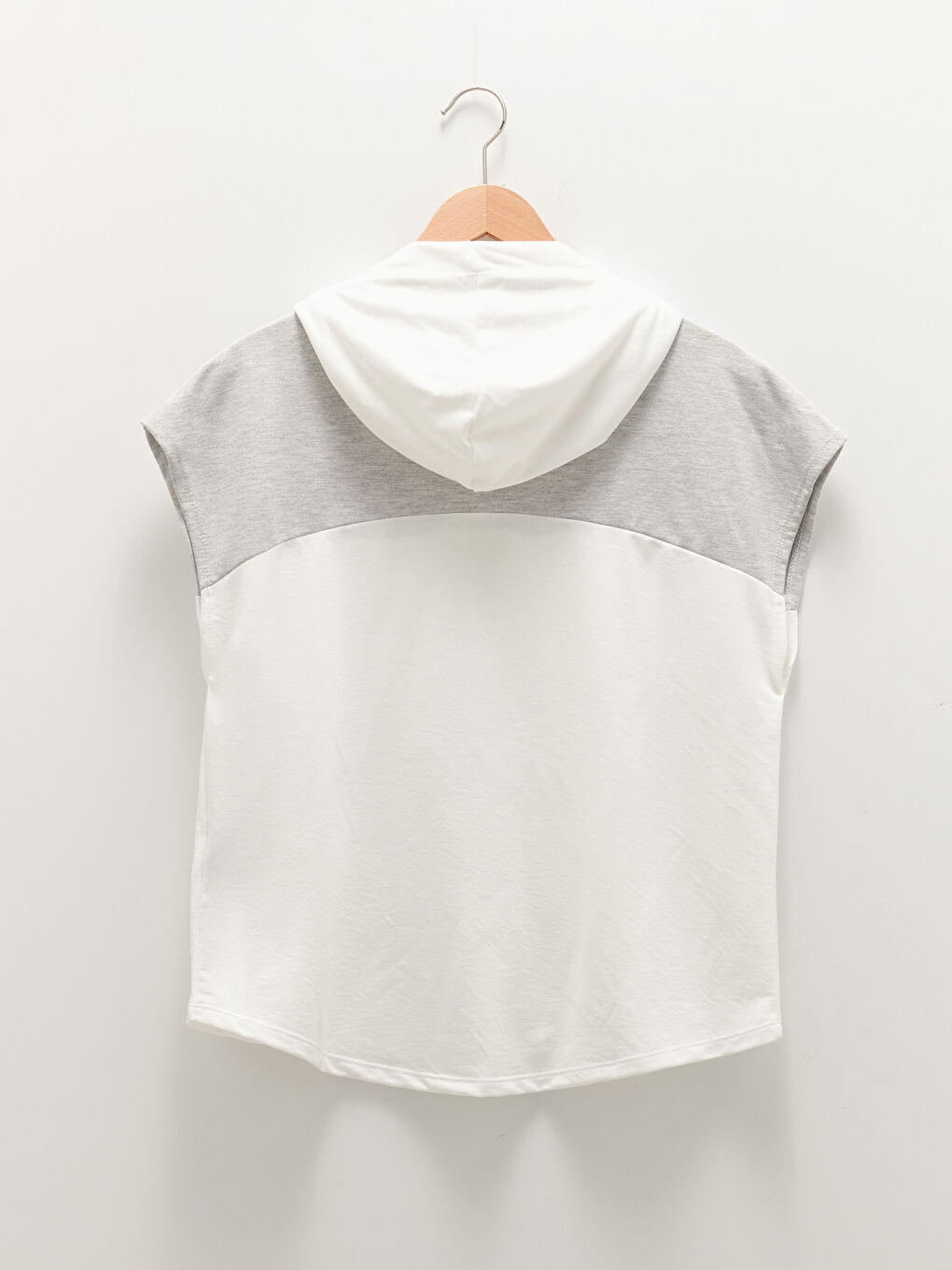 Ekru Kapüşon Yaka Renk Bloklu Kadın Spor Tişört-8