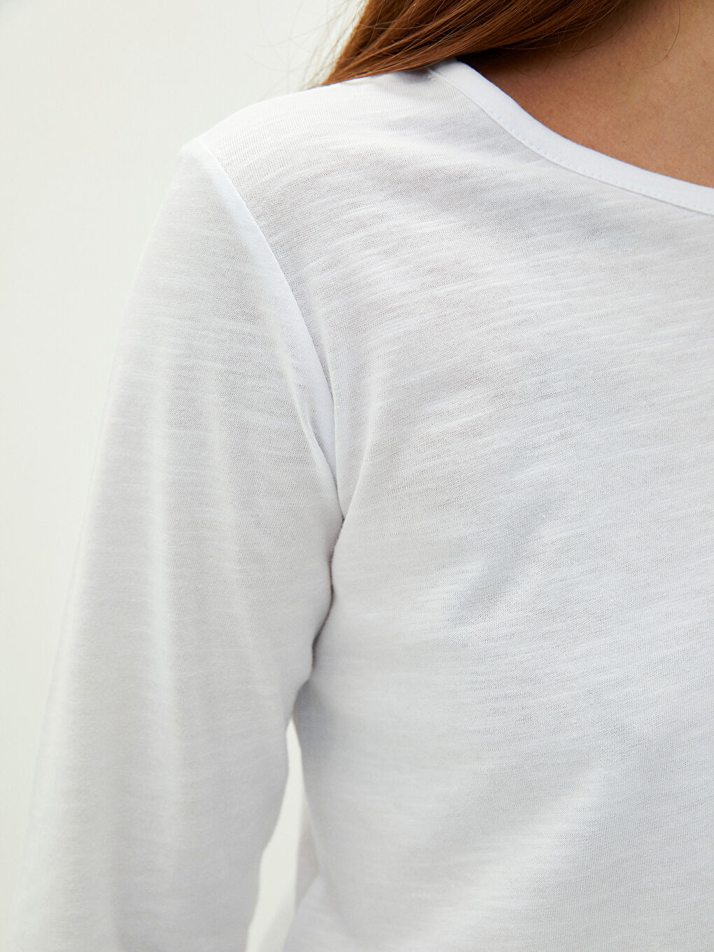 Ekru Bisiklet Yaka Düz Uzun Kollu Pamuklu Kadın Tişört-2