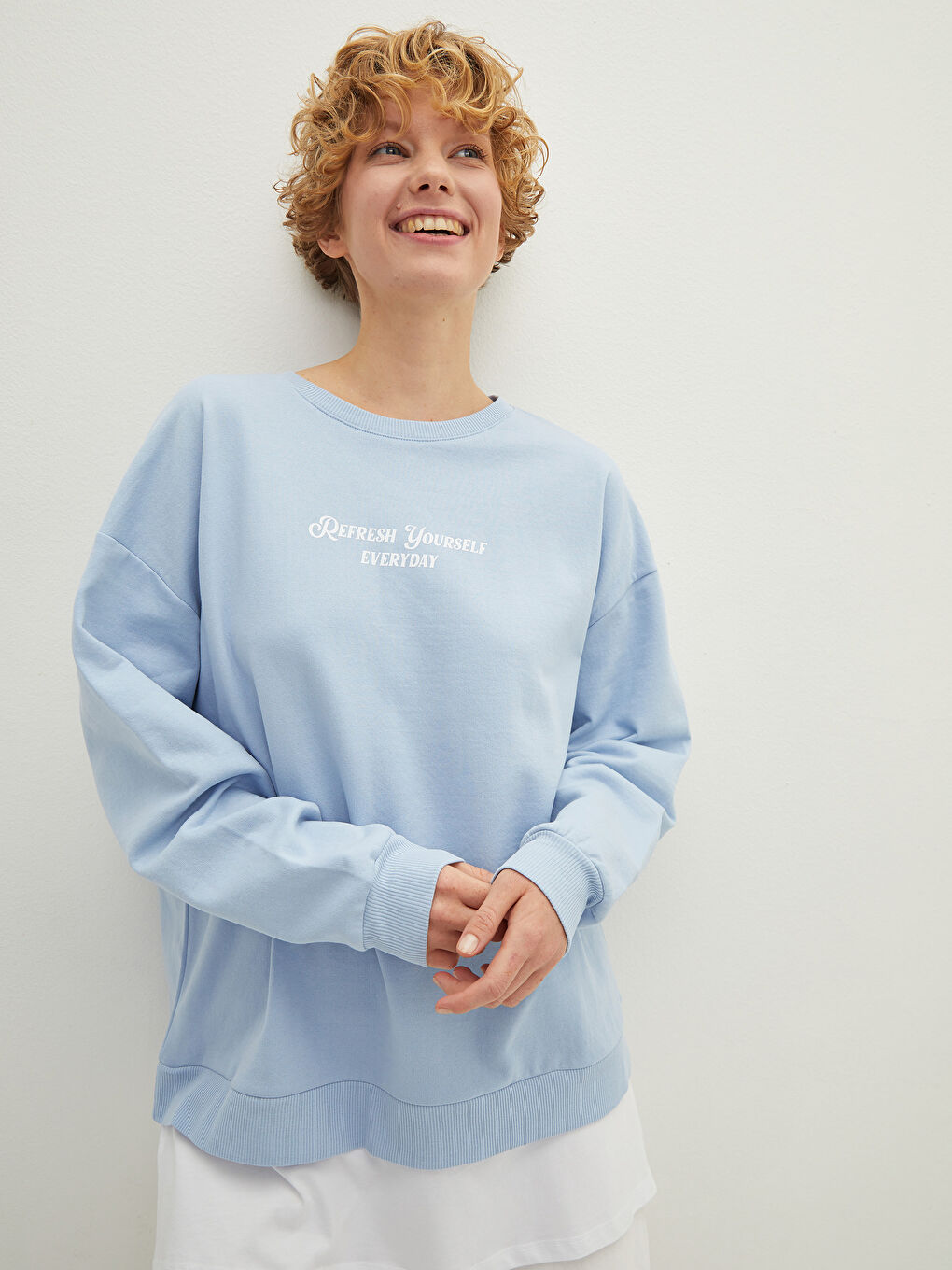 Mavi Bisiklet Yaka Baskılı Uzun Kollu Kadın Sweatshirt