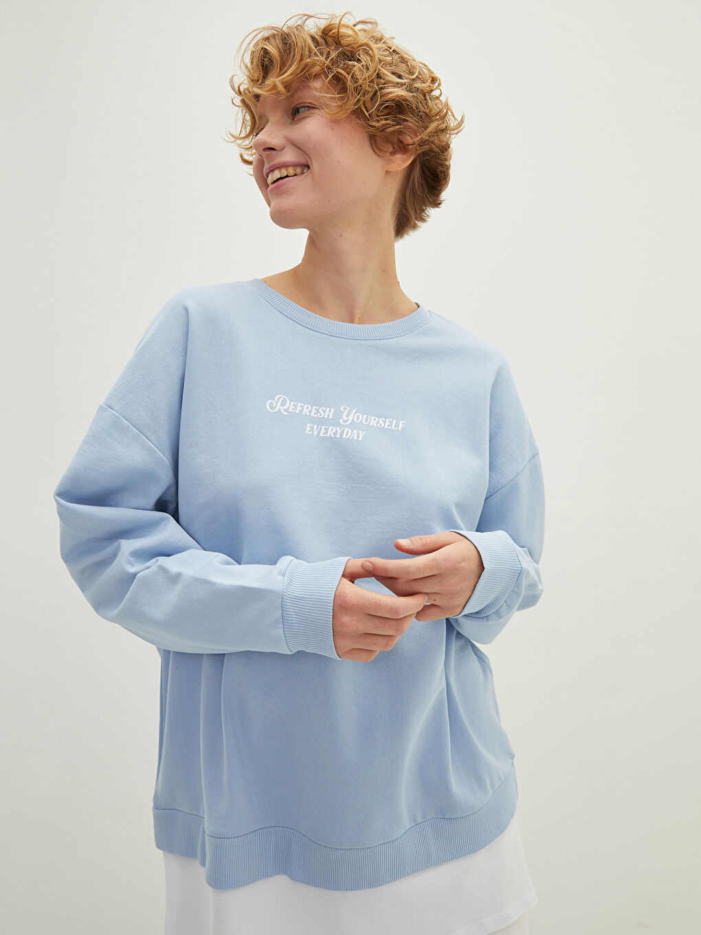 Mavi Bisiklet Yaka Baskılı Uzun Kollu Kadın Sweatshirt-1