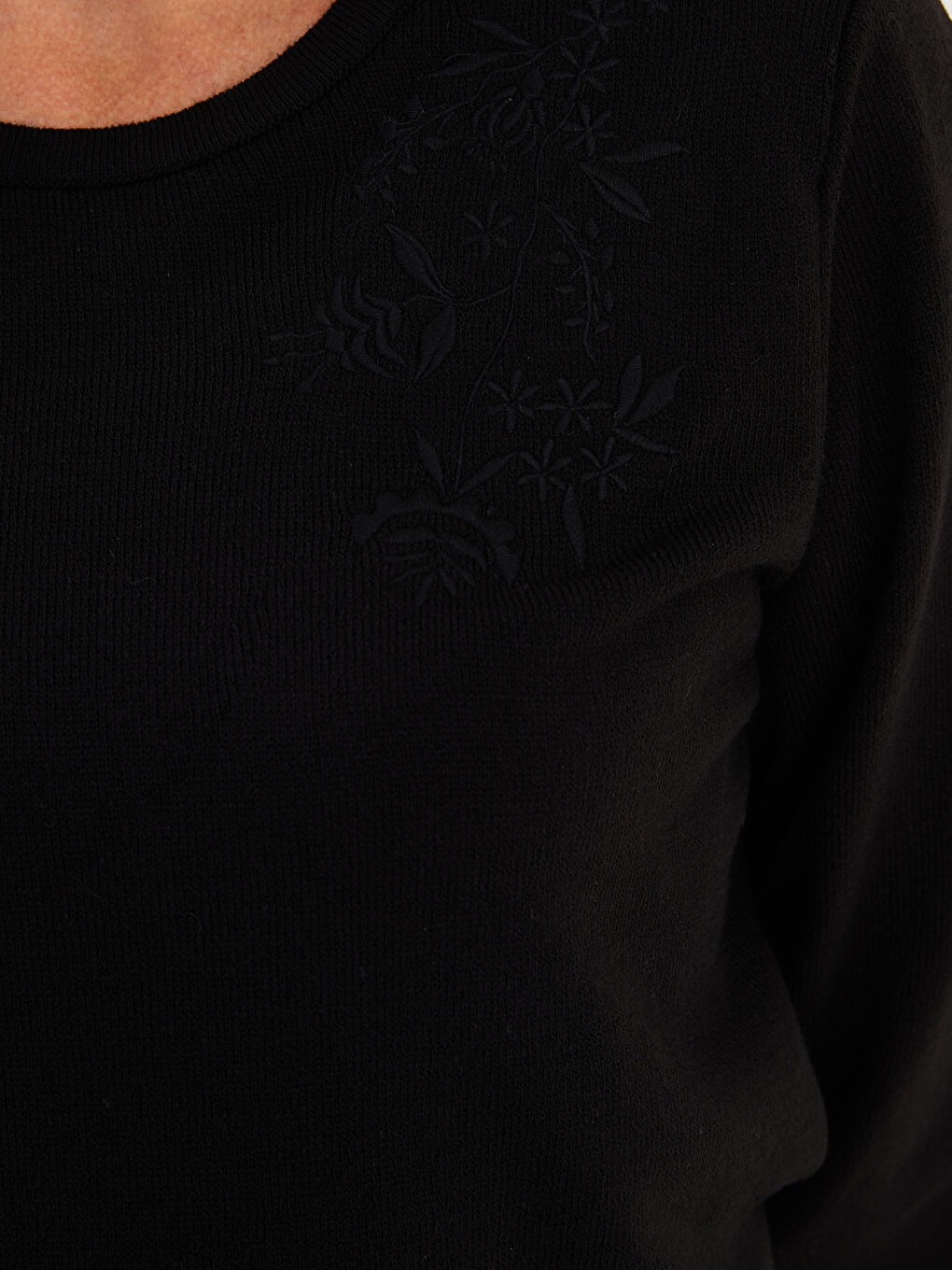 Crew Neck Floral Embroidery Long Sleeve Women's Knitwear Sweater-2