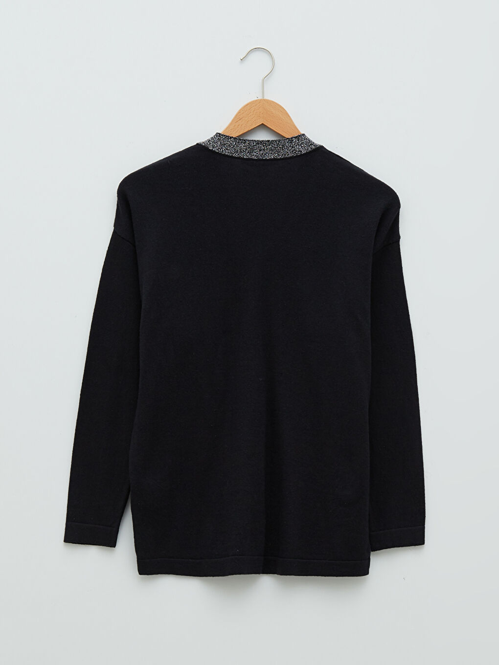 Свитер из трикотажа с длинным рукавом, V-образным вырезом и полосатым узором для женщин-6