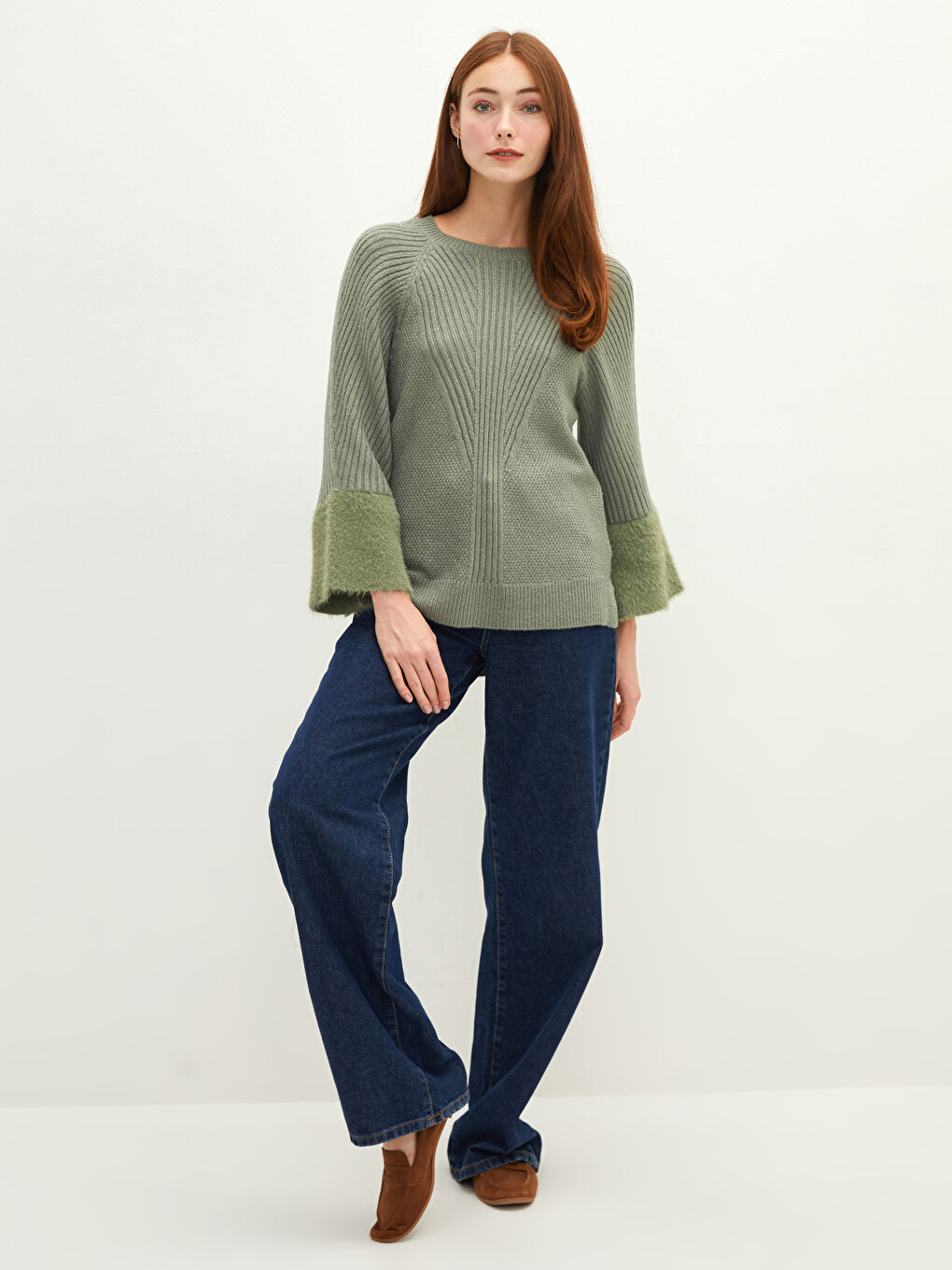 LCWAIKIKI Classic Crew Neck Self Patterned Long Sleeve Women's Knitwear Sweater -W1FT25Z8-RR0