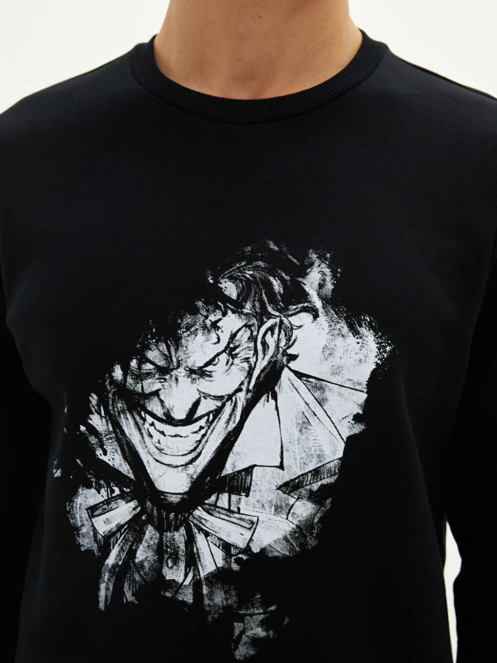 LCW Casual Yeni Siyah Bisiklet Yaka Uzun Kollu Joker Baskılı Erkek Sweatshirt - 3