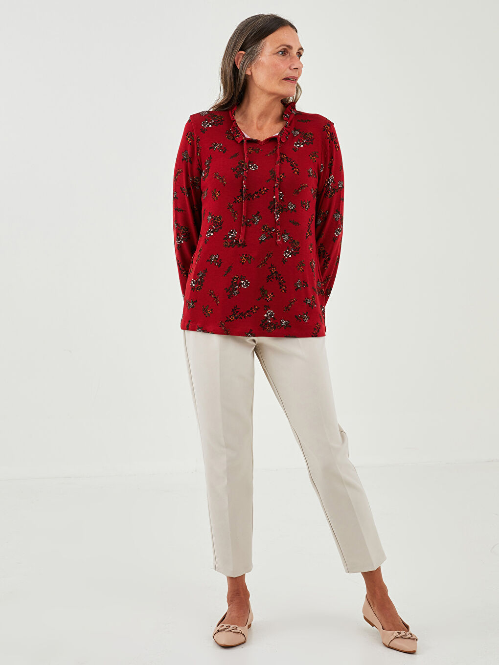 Kırmızı Bağlamalı Yaka Desenli Uzun Kollu Kadın Bluz-2