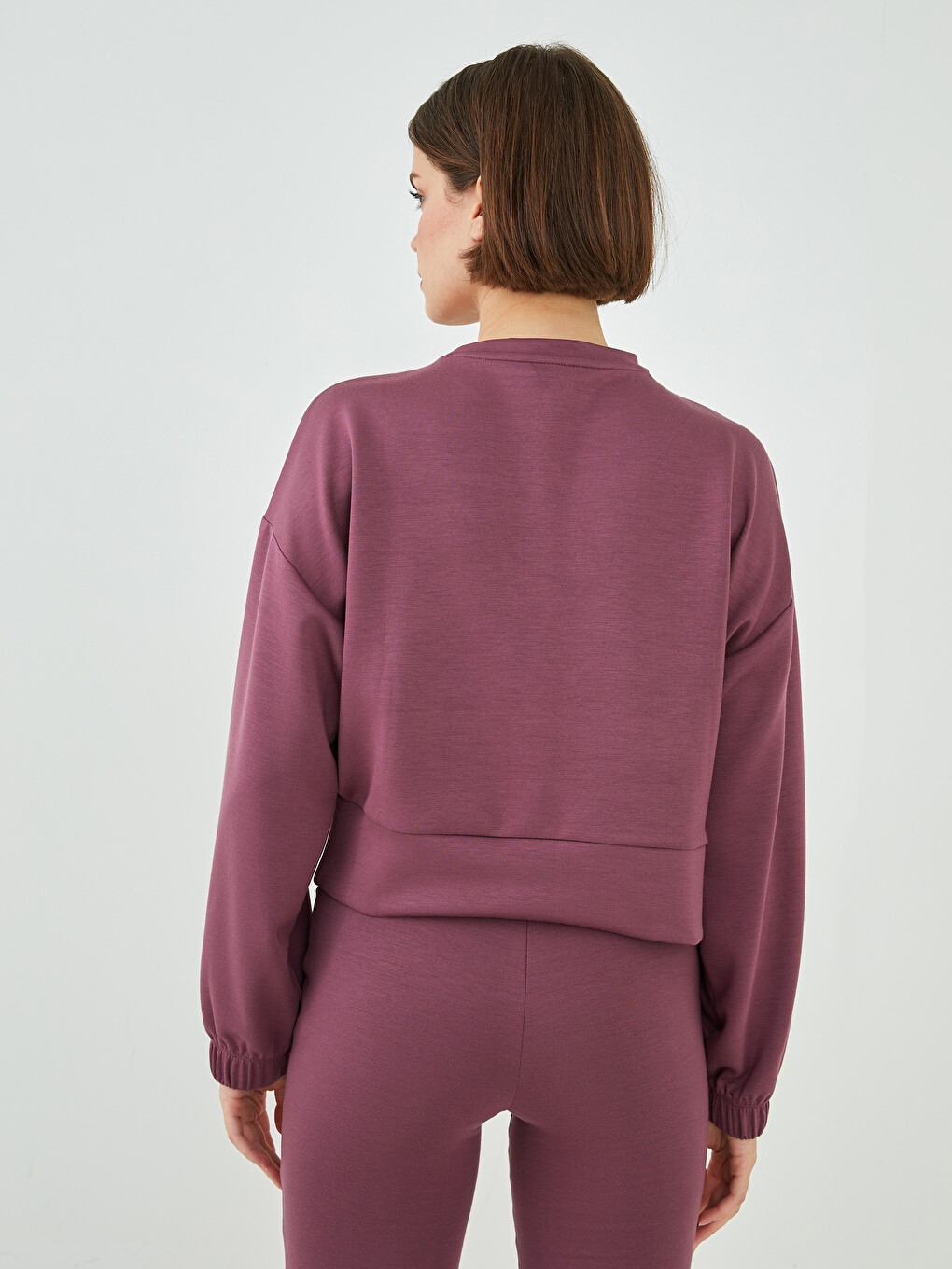 Crew Neck Plain Long Sleeve Women's Sweatshirt-4